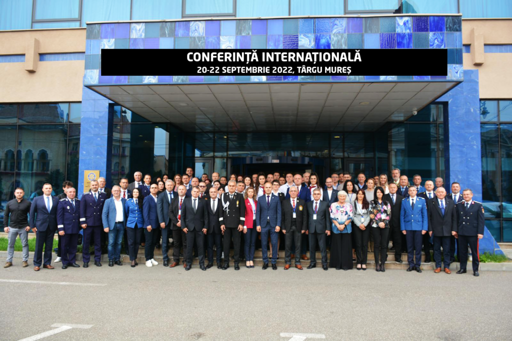 Conferință internațională pe tema provocărilor tinerelor generații în lumea modernă, la Târgu-Mureș!