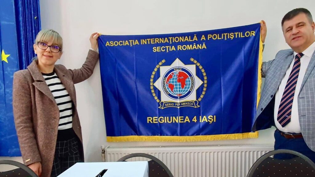 Simbolurile care ne unesc: Importanța protocolului și a calității în arborarea drapelului